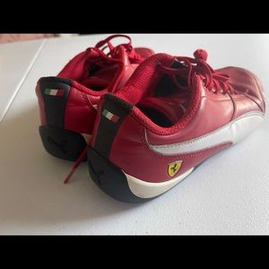 Puma Ferrari SF drift cat 7 motorsport design red/white shoes Mens Size 8